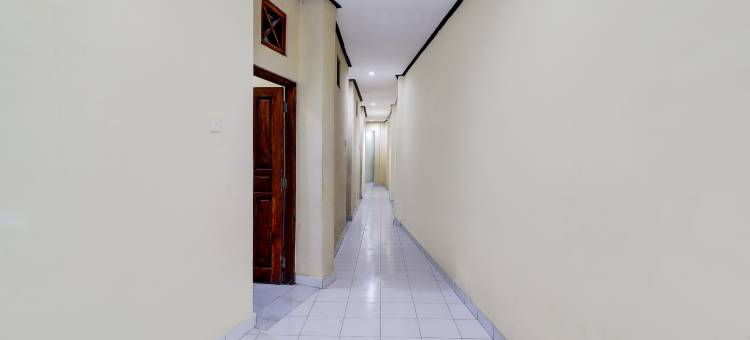 Townhouse Oak Legian Near Legian Beach Formerly Sayang Maha Merta图片