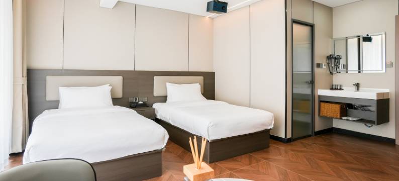 豹神轻奢酒店(天津南站店)图片