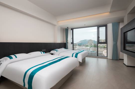 朝山暮海·暖心观海小筑(石塘半岛旅游度假区店)图片