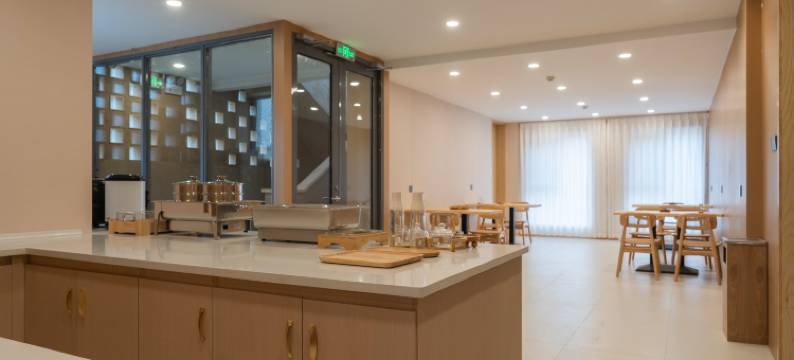 敦煌栖隅库姆塔格酒店(鸣沙山月牙泉店)图片