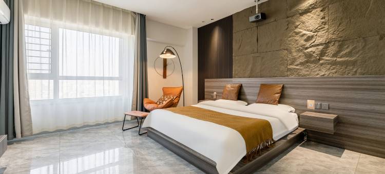 辽阳·时里雅舍｜Leisure白塔云居影宿(京都商业步行街店)图片