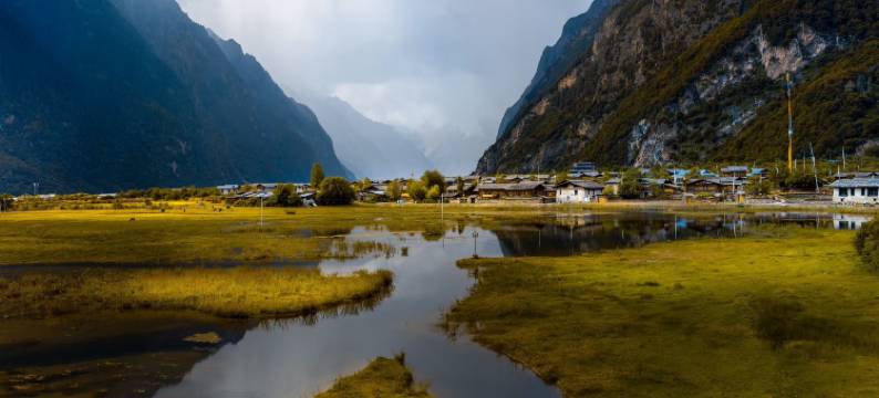 岷山错高民宿(巴松措店)图片