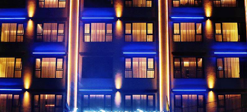 甘孜唐古拉大酒店(白塔公园店)图片