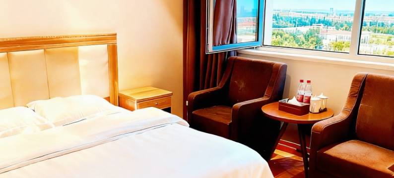 墨脱世豪酒店图片