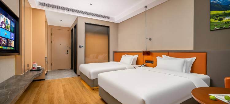 天逸酒店(乌恰人民广场店)图片