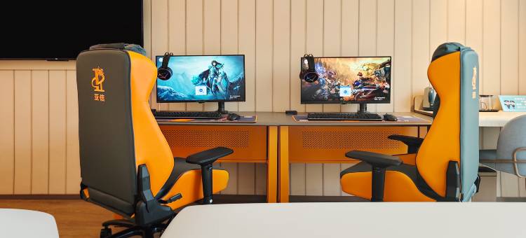 亚信电竞酒店(平乐中心广场新安街滨江道店)图片