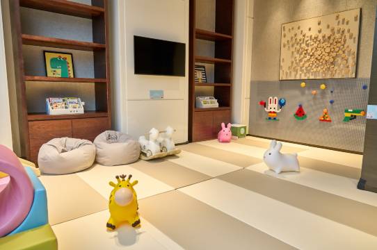 深圳南山深铁皇冠假日酒店图片