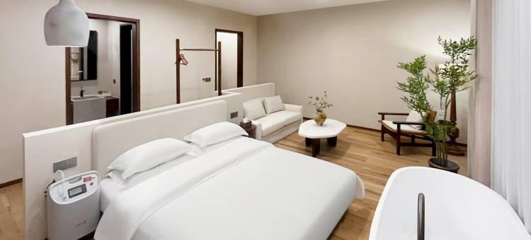 理塘花栖云谷酒店(然日卡村店)图片