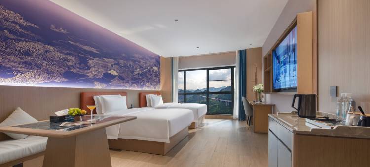 浩枫温德姆酒店(凤凰古城游客中心店)图片