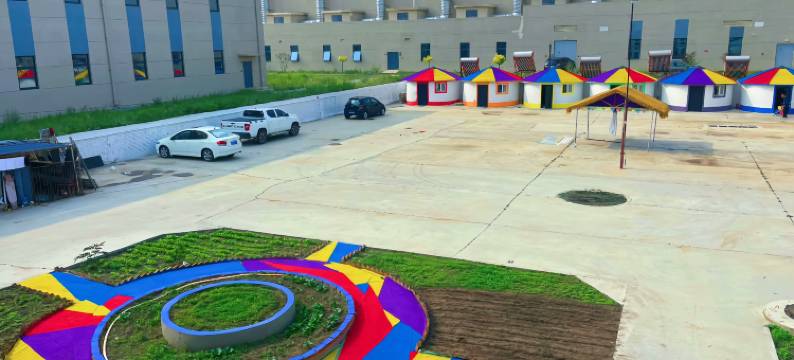 御道口七彩风情酒店图片