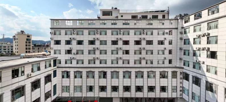 师宗帝恒大酒店图片