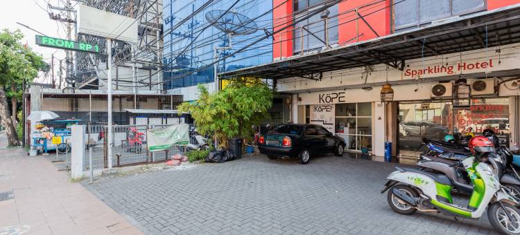 红门酒店@斯帕克林酒店-近苏腊巴亚古本火车站(RedDoorz @ Sparkling Hotel near Stasiun Gubeng Surabaya)图片