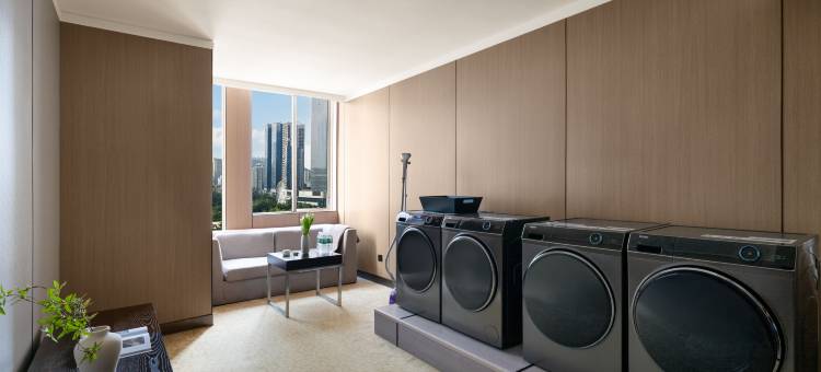 贵州峰润喀斯特酒店(甲秀楼青云市集店)图片