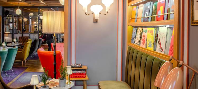 布朗斯中心酒店(Brown's Central Hotel)图片