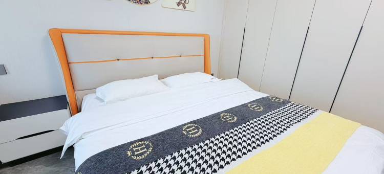 肆季·慢巡民宿(财富购物广场店)图片