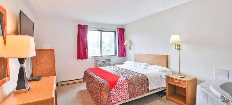 OYO Hotel Pipestone MN, 坎特伯雷公园(OYO Hotel Pipestone MN, Canterbury Park)图片