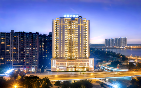 瑞景达酒店(德阳旌阳大学城南公园店)