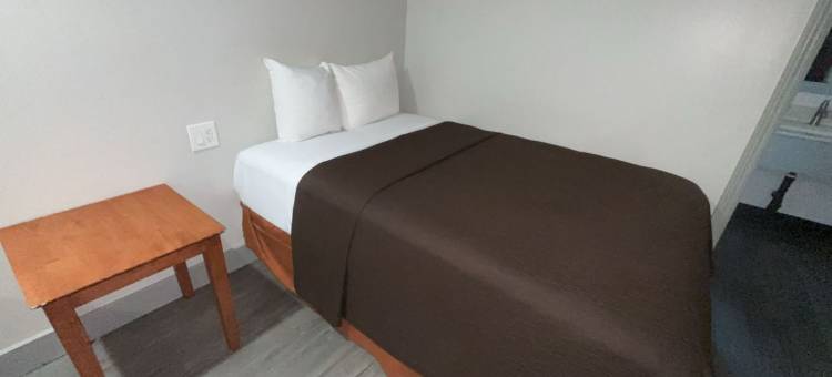 靠近101号高速公路的福图纳六河汽车旅馆(6 Rivers Motel Fortuna Near Hwy 101)图片