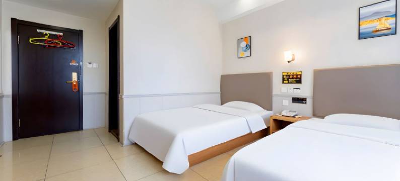 佰时快捷酒店(重庆路人民广场地铁站店)图片