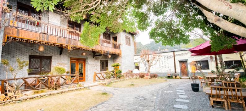 竹舍精品民宿(莫干山庾村广场店)图片