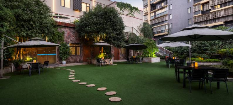 乐山香国假日酒店(嘉兴路美食街店)图片