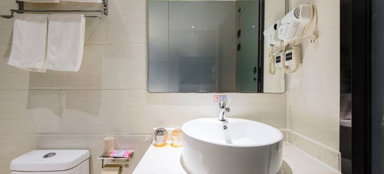 艺选酒店(上海安亭地铁站墨玉路店)图片