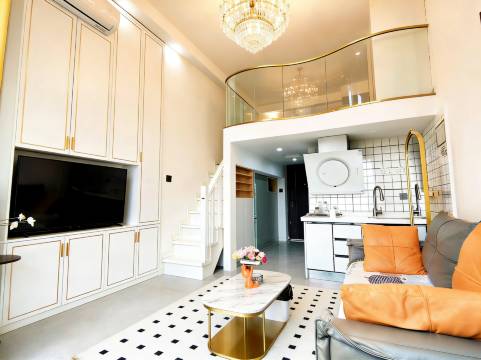 三河半山渡精品Loft民宿(燕京理工学院店)