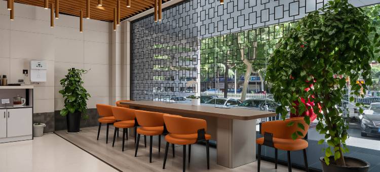 壹宝.观止酒店(焦作站河南理工大学北校区店)图片