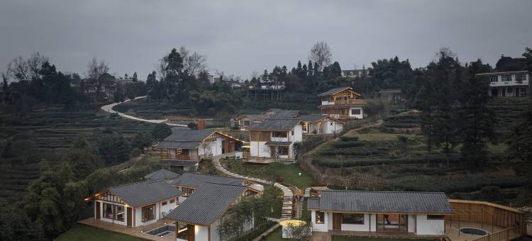 雅安草言殳舍图片