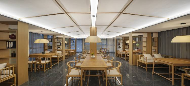 陌上艺宿酒店(淮阳太昊陵龙湖公园店)图片