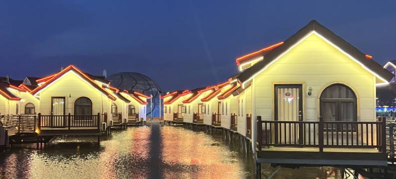 月岛风情假日水上木屋(月坨岛景区店)图片