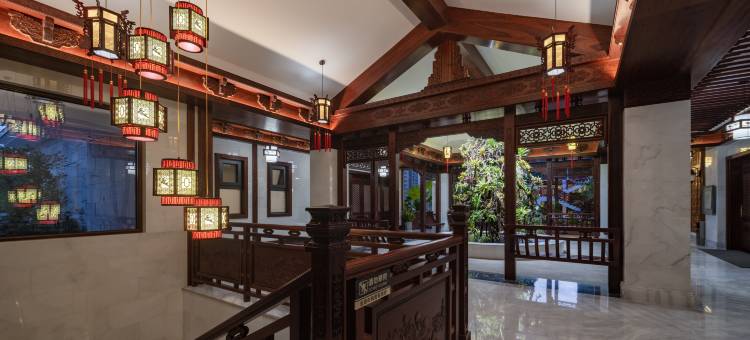 西双版纳北回归线·湖景酒店图片