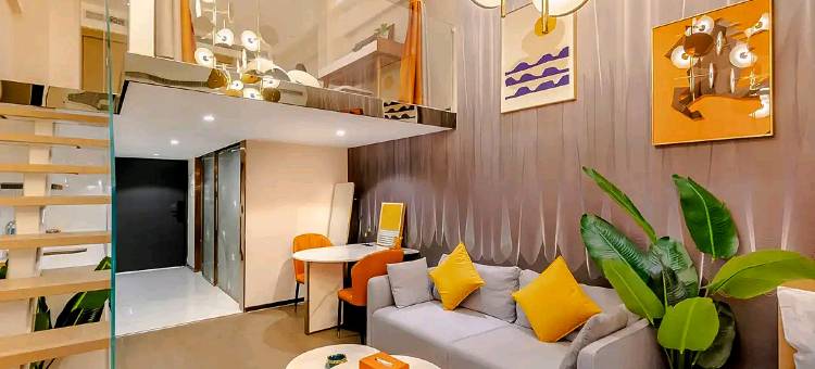 青花东岸·影院Loft公寓酒店(艾溪湖东地铁站店)图片