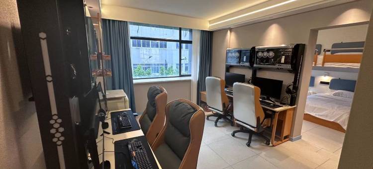 网鱼电竞酒店(苏州太仓南洋广场店)图片