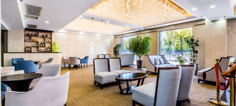 喜莱佳大酒店(承德避暑山庄店)图片