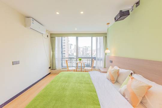 渝见你民宿(重庆解放碑步行街洪崖洞店)