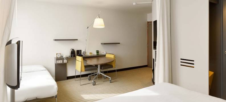 吕埃尔 - 马尔梅松火车站 B&B 酒店(B&B HOME Rueil-Malmaison Gare)图片