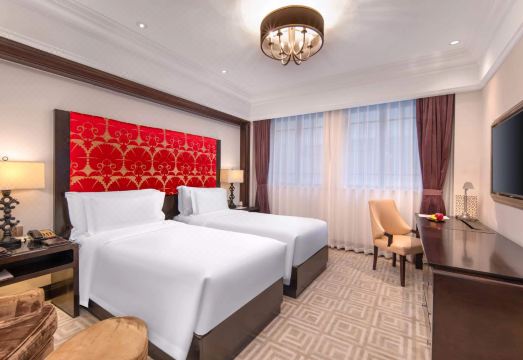 Shanghai Yangzi HotelHotel Overview