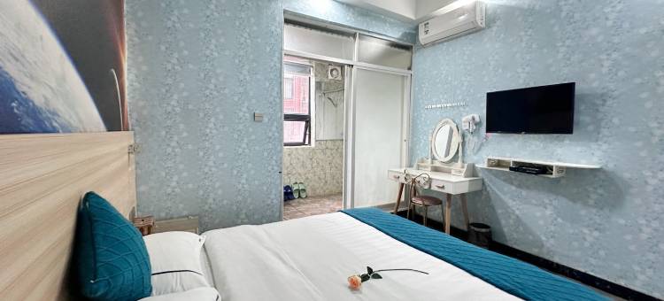 南宁途中主题酒店(广西大学东门店)图片