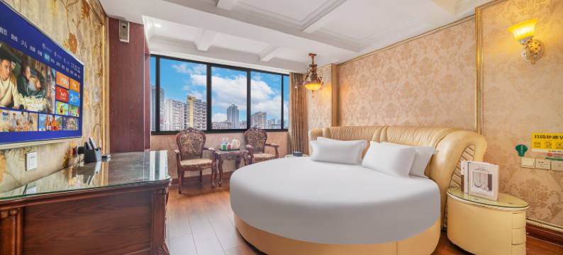 安逸时光酒店(重庆鸳鸯轻轨站店)图片