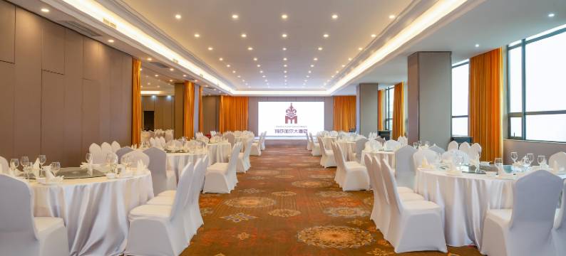 彭州玛莎加尔大酒店(市政府沃尔玛广场店)图片