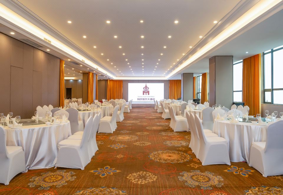 Martha Garr Grand HotelHotel Overview