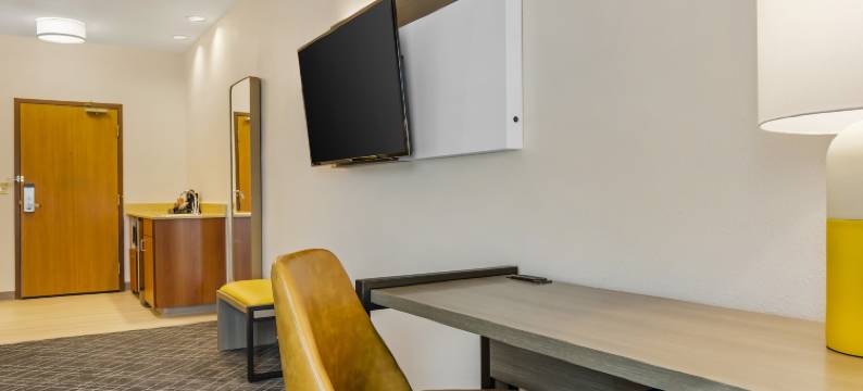 瑞皮市拉什莫尔山附近舒适套房酒店(Comfort Inn & Suites Rapid City Near Mt Rushmore)图片