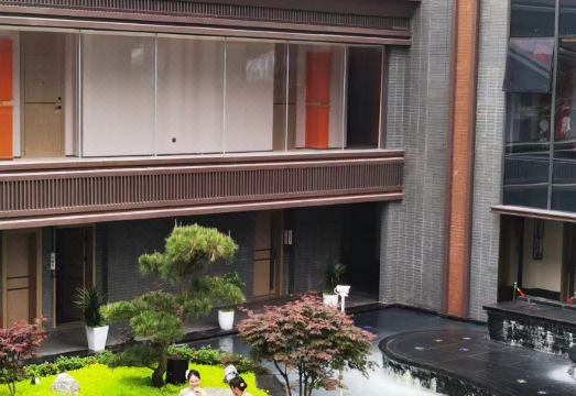 成都宽窄巷子璞石酒店外景图