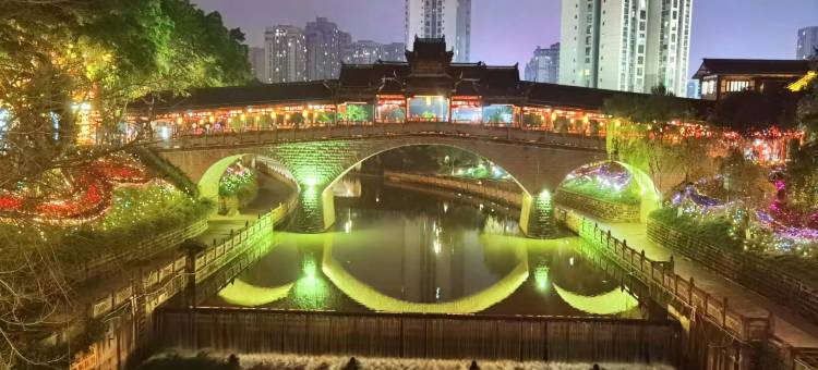 重庆员外客栈(夏布小镇城门店)图片