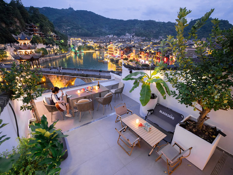 镇远山也河畔villa美学民宿