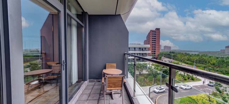 美景国际酒店(青岛红岛国际会展中心康复大学店)图片