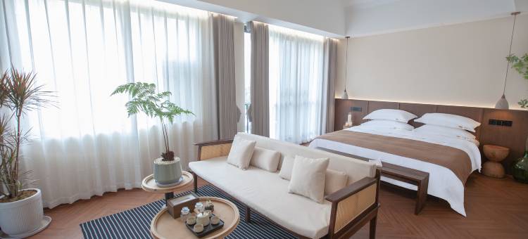 粟海·留光│观山瞰海·苍洱全景智享影音海景别墅(大理机场洱海店)图片