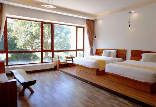 Yunshan Manor over view