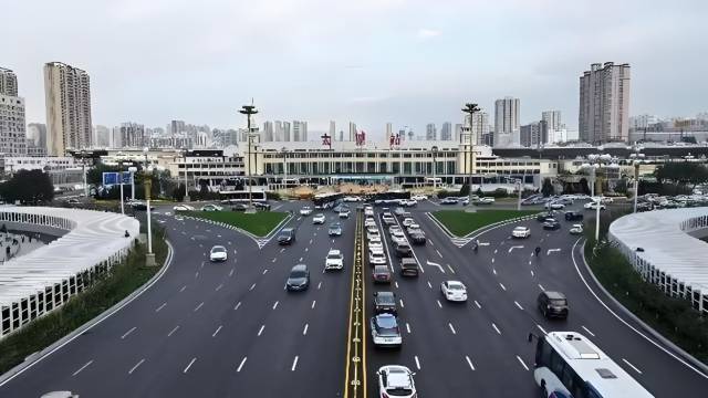 汉庭酒店(太原站西广场地铁站店)图片